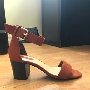 Rust colored chunky heel sandals/shoes